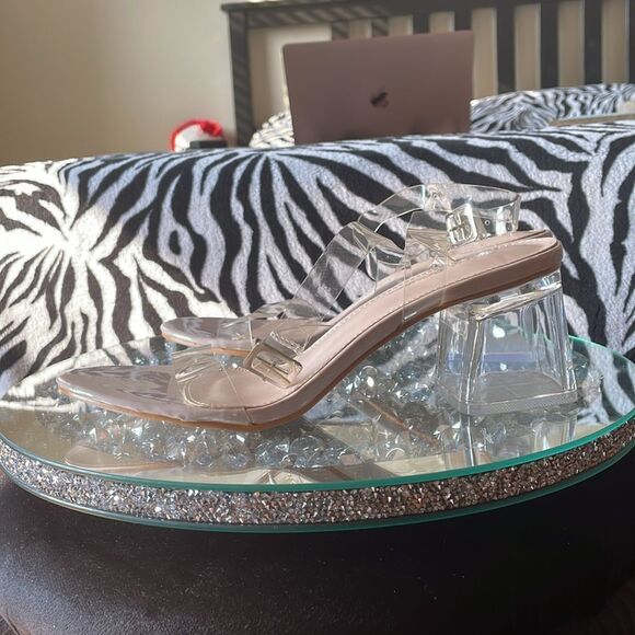 NWOT Public desire lucite clear translucent transparent pink nude kitten heels - Picture 6 of 11